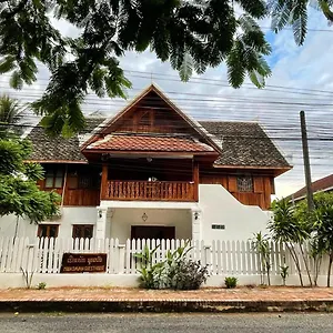  ホームステイ Moukdavan ラオス